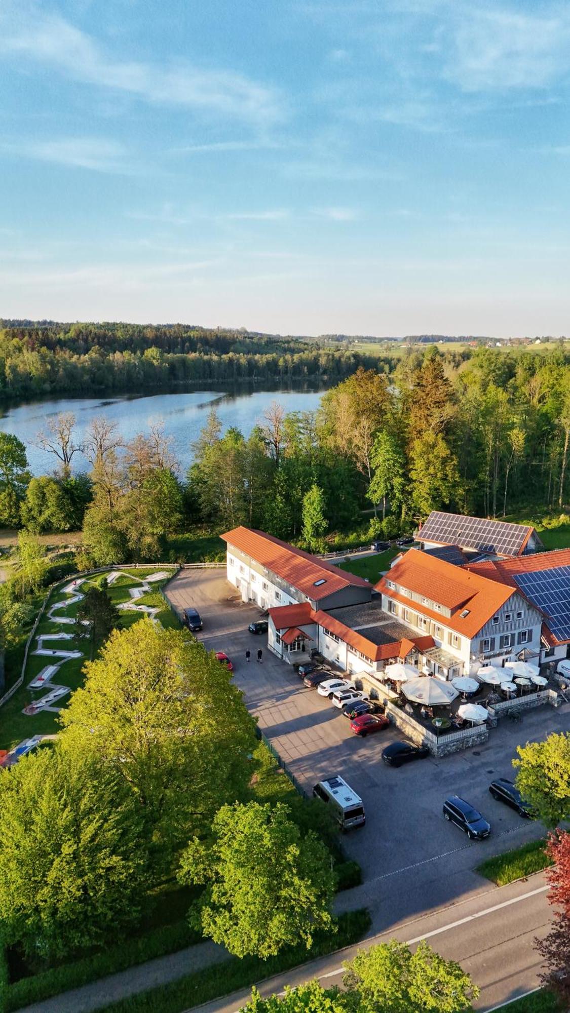 Traditions-Gasthaus Bayrischer Hof Leutkirch im Allgäu Екстериор снимка