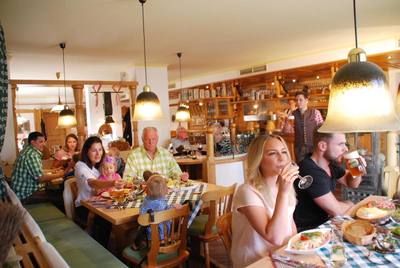 Traditions-Gasthaus Bayrischer Hof Leutkirch im Allgäu Екстериор снимка